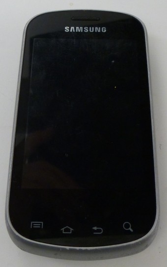 1-AceQ-Phone.jpg