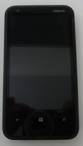 1-Lumia620-Phone.jpg